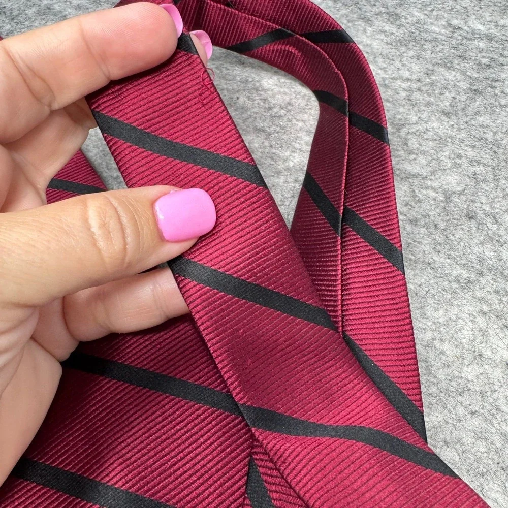 Brooks Brothers 346 Pure Silk Necktie Burgundy Black Striped Men's Tie